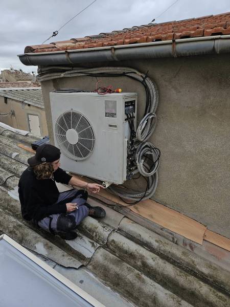 Remplacement de systèmes de climatisation pour professionnels à Salon-de-Provence 13